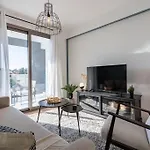 Moon Light 1-bedroom In Apartment