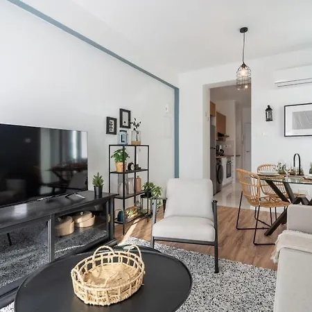 Moon Light 1-bedroom In Apartment