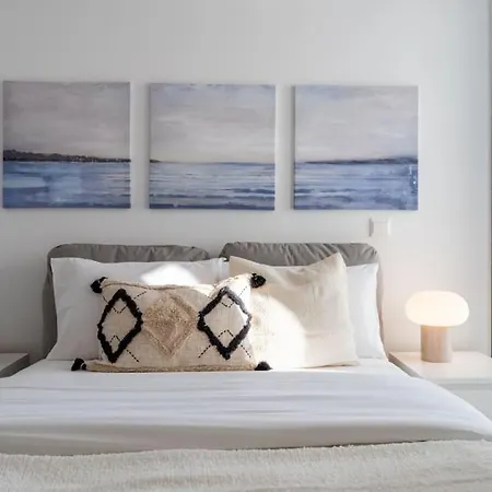 Moon Light 1-bedroom In * Lárnaka