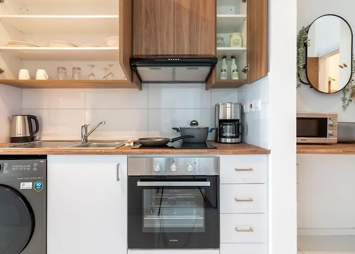 Moon Light 1-bedroom In Apartment